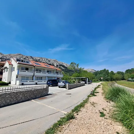 Fran I Apartman Baška